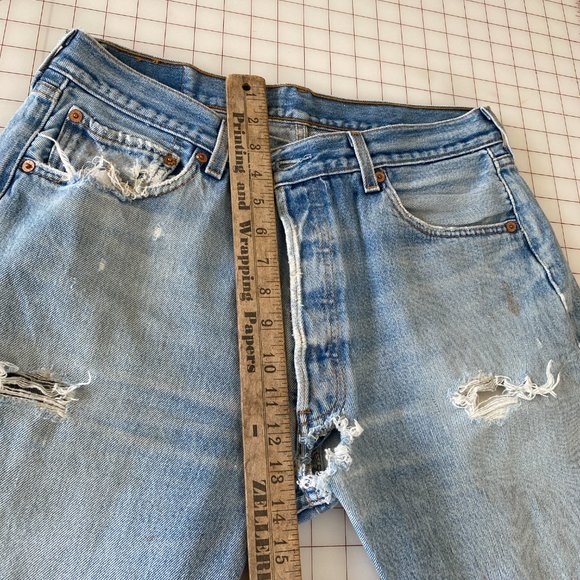 Vintage Levi 501 - Picture 7 of 8